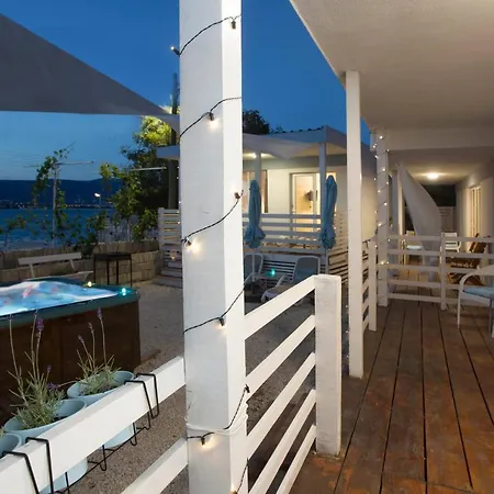 Beachfront Mobile Homes Village *