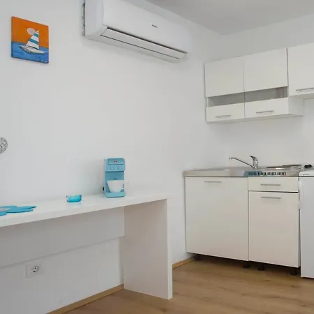Beachfront Mobile Homes Village Chalet Trogir