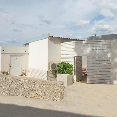בקתה Beachfront Mobile Homes Village
