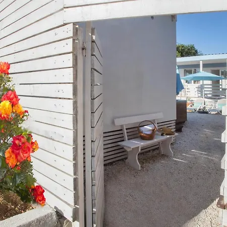 Beachfront Mobile Homes Village Trogir